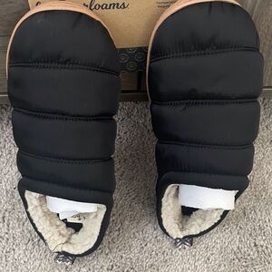 Men’s Dear Foam Slippers (Size 11-12)